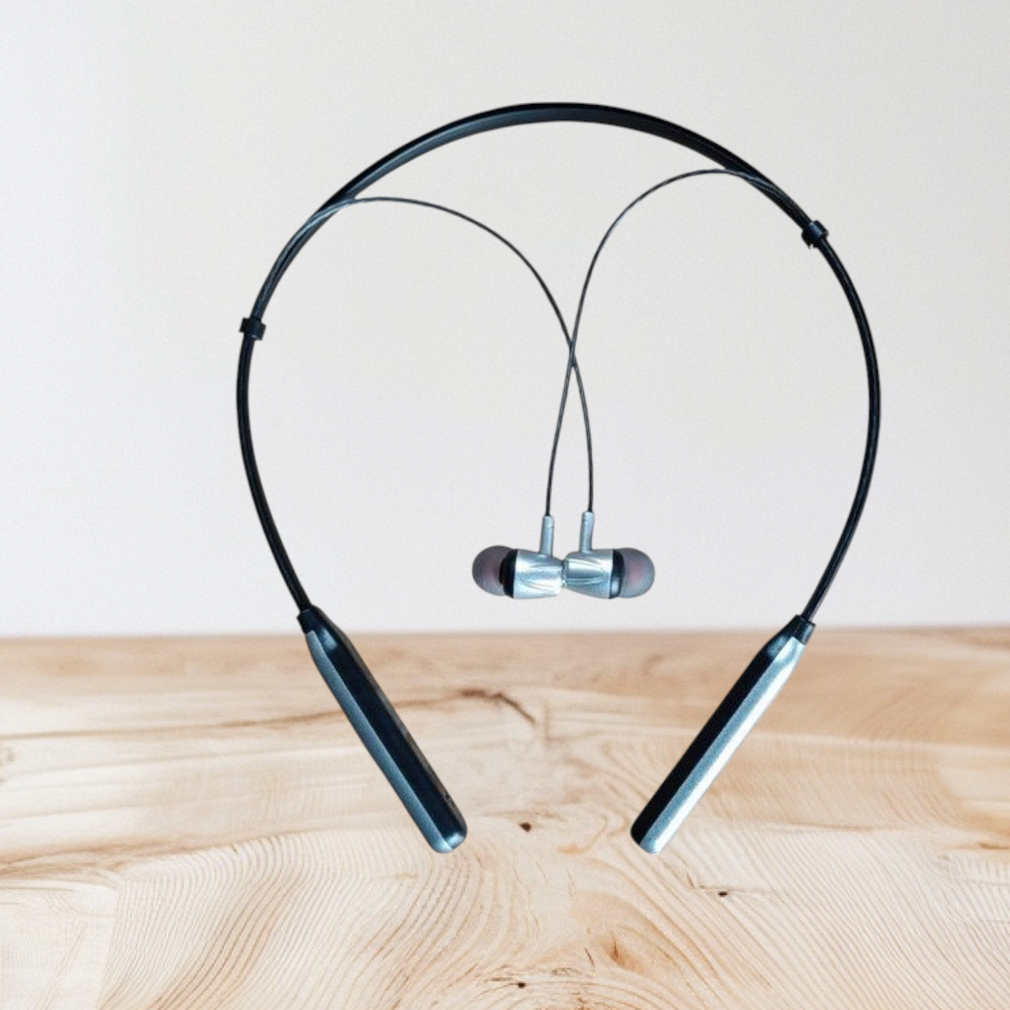 Signature bluetooth earphone